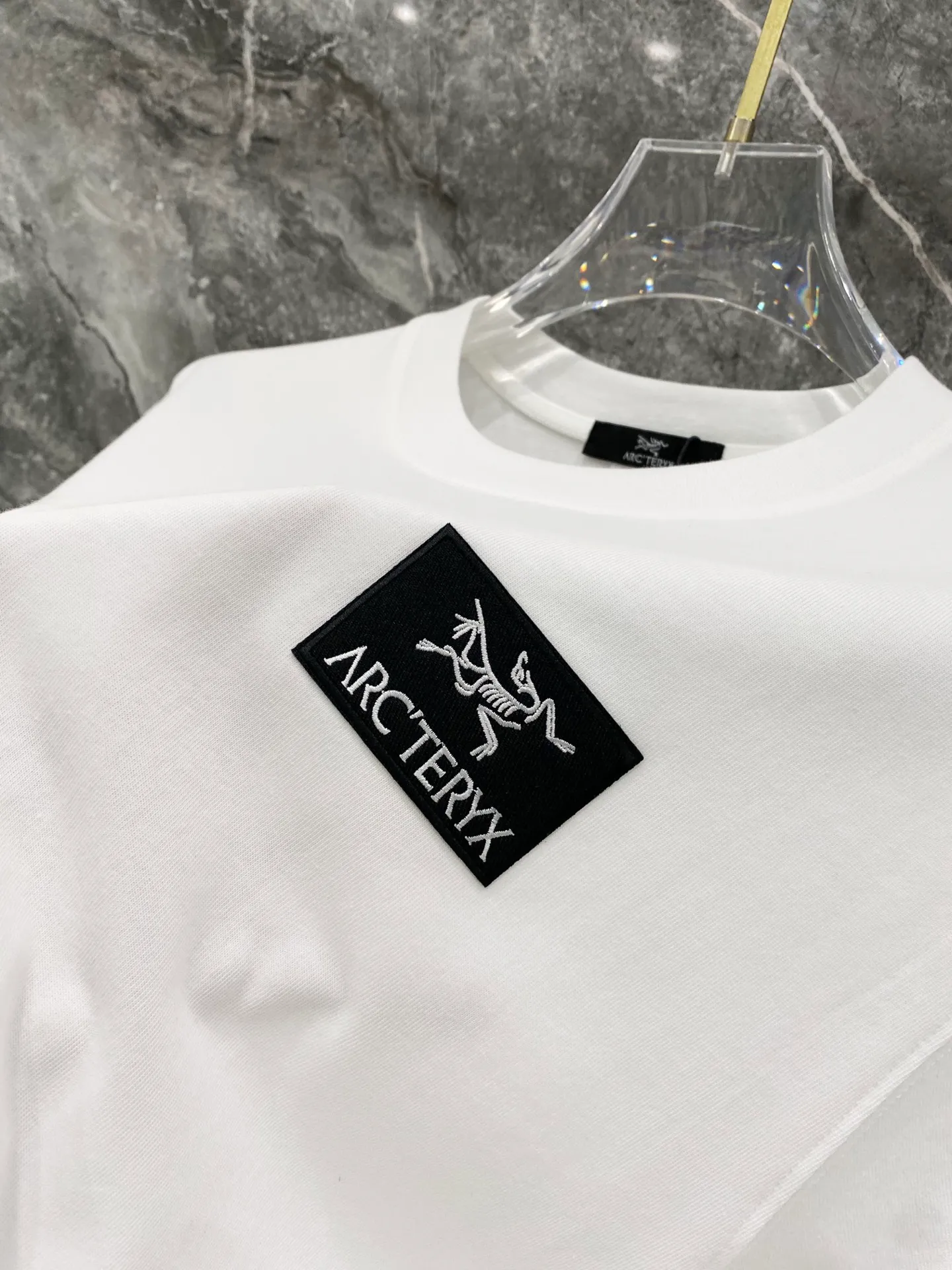 ， ，Classic logo ， Quality Original ， ， ， Premium 。 ！ :Black White，Royal Blue Sizes: S-XXL : g